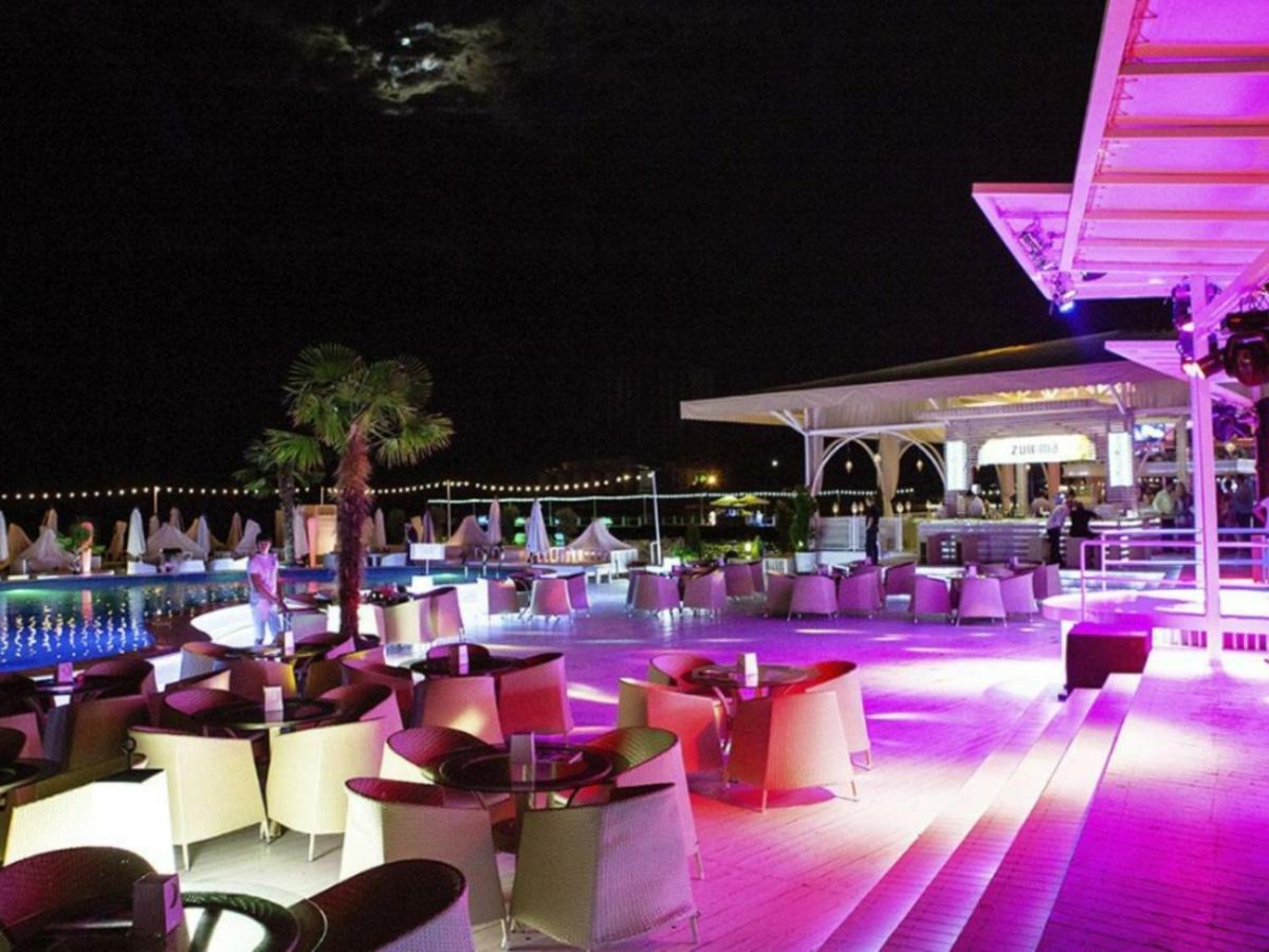 Arcadia Vip-Apartments In Golfstream Odesa Exterior foto